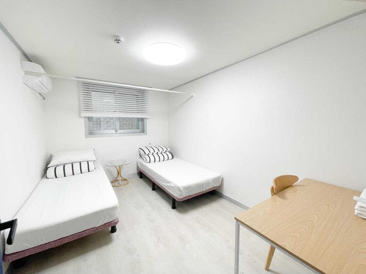 W Premium Guesthouse Incheon Airport Exterior foto
